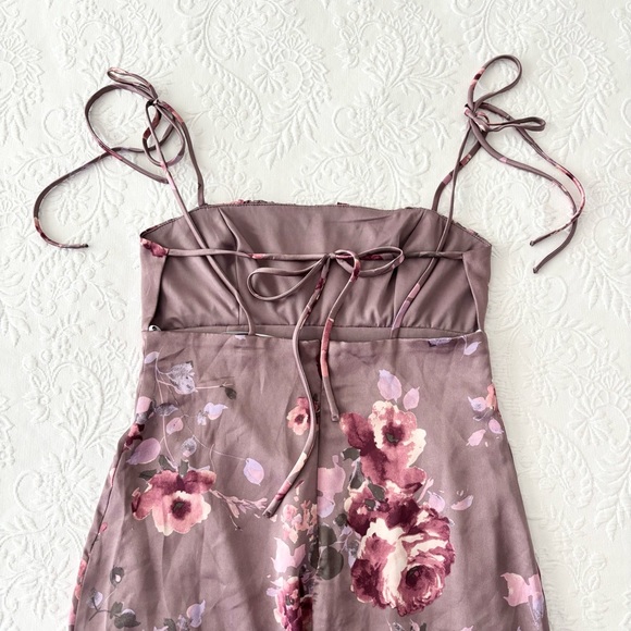 NWOT Lulus Fleur-ty Behavior Mauve Floral Satin Tie-Strap Midi Dress Medium - Picture 5 of 8